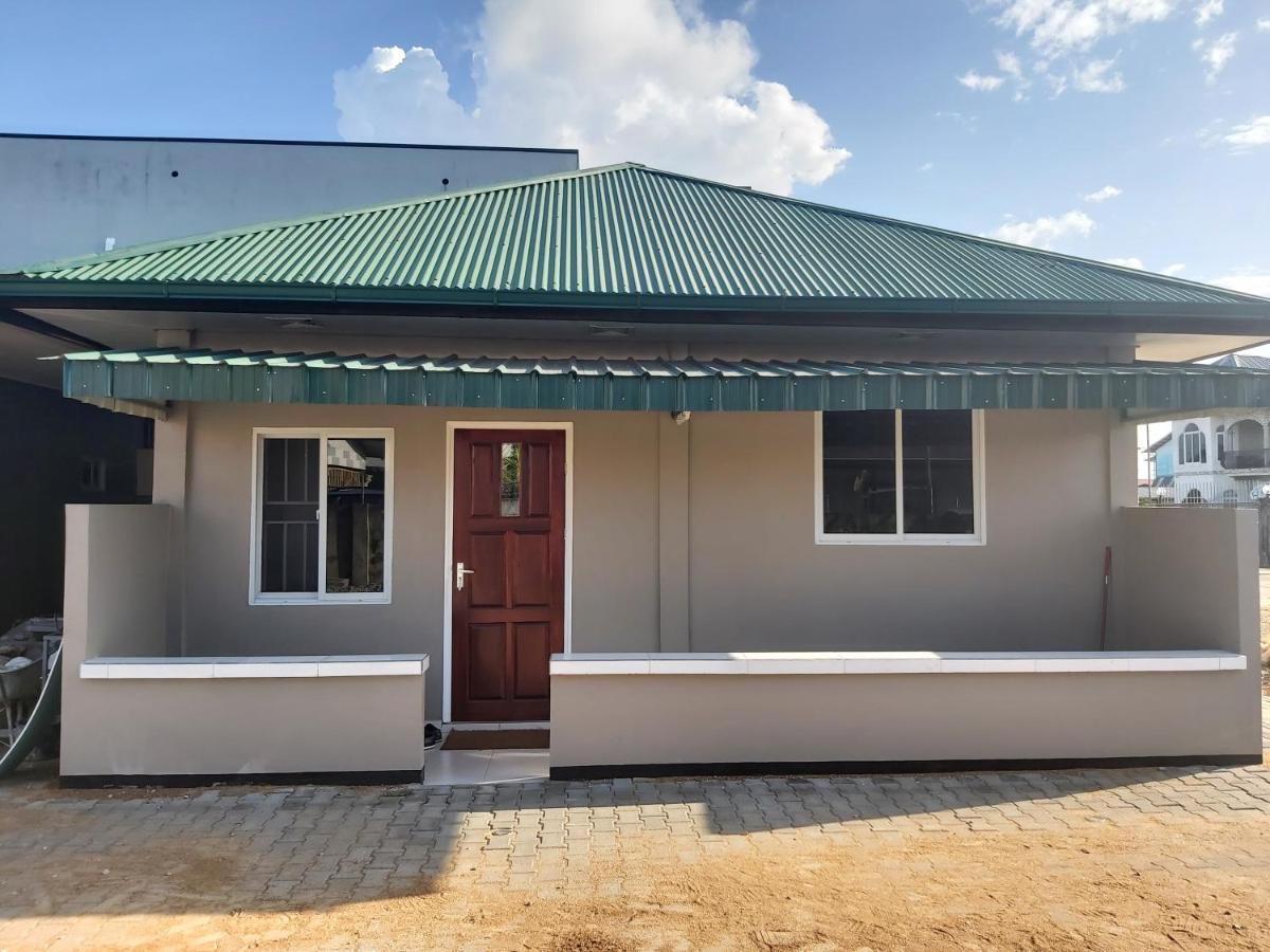 Waterland Suites Paramaribo Esterno foto